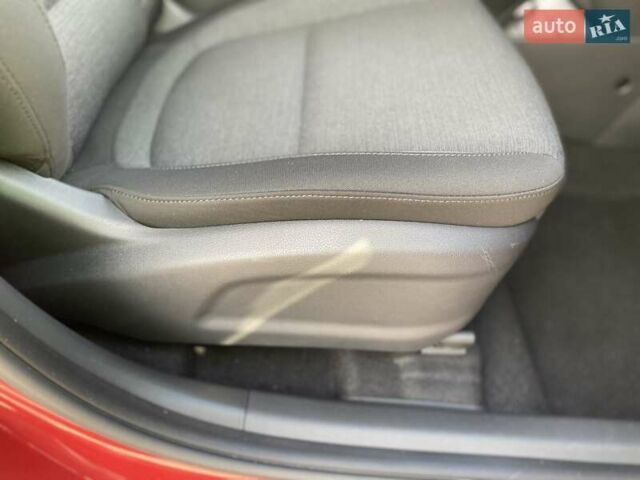 Красный Хендай Kona, объемом двигателя 0 л и пробегом 22 тыс. км за 23500 $, фото 54 на Automoto.ua