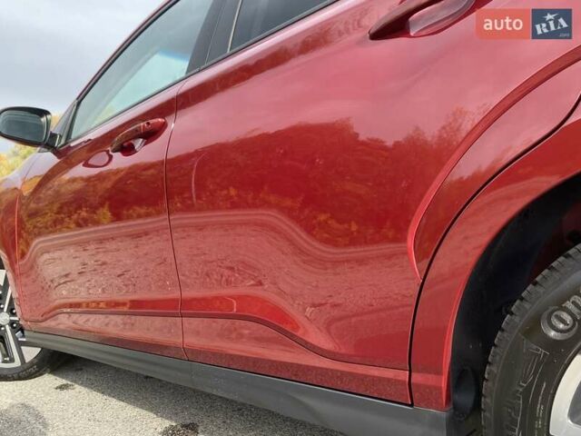 Красный Хендай Kona, объемом двигателя 0 л и пробегом 22 тыс. км за 23500 $, фото 78 на Automoto.ua