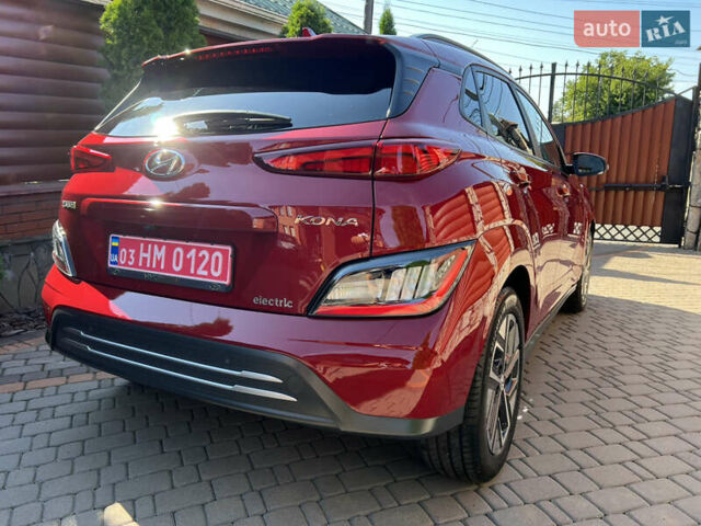 Красный Хендай Kona, объемом двигателя 0 л и пробегом 18 тыс. км за 18700 $, фото 4 на Automoto.ua
