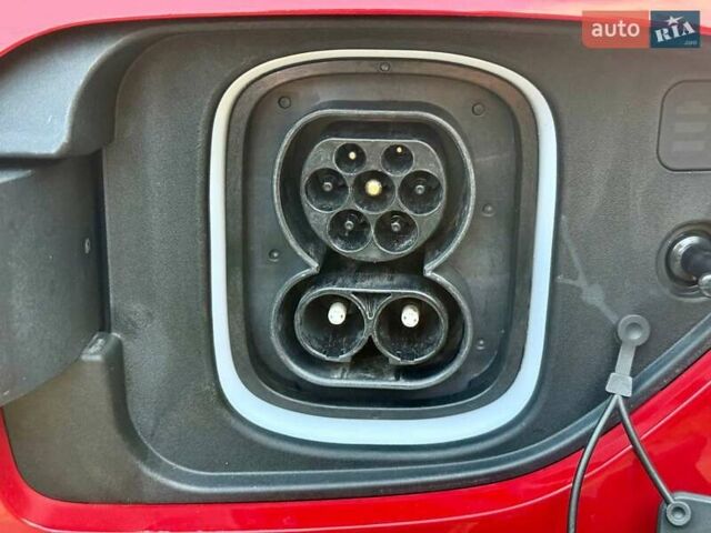 Красный Хендай Kona, объемом двигателя 0 л и пробегом 45 тыс. км за 17500 $, фото 37 на Automoto.ua