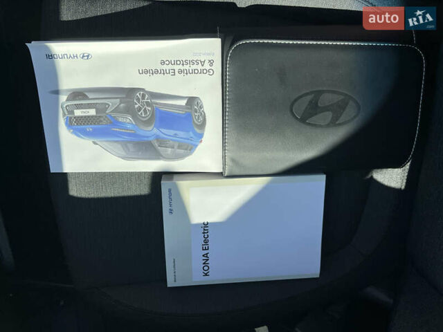 Красный Хендай Kona, объемом двигателя 0 л и пробегом 18 тыс. км за 18700 $, фото 29 на Automoto.ua