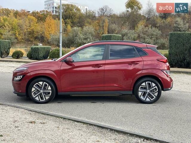 Красный Хендай Kona, объемом двигателя 0 л и пробегом 22 тыс. км за 23500 $, фото 7 на Automoto.ua