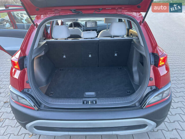 Червоний Хендай Kona, об'ємом двигуна 2 л та пробігом 119 тис. км за 16900 $, фото 18 на Automoto.ua
