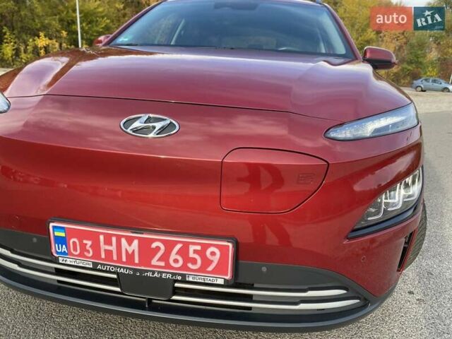 Красный Хендай Kona, объемом двигателя 0 л и пробегом 22 тыс. км за 23500 $, фото 118 на Automoto.ua