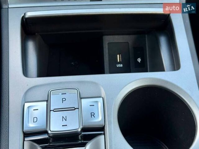 Красный Хендай Kona, объемом двигателя 0 л и пробегом 45 тыс. км за 17500 $, фото 31 на Automoto.ua