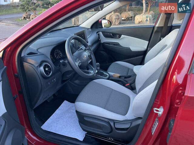 Червоний Хендай Kona, об'ємом двигуна 2 л та пробігом 119 тис. км за 16900 $, фото 26 на Automoto.ua