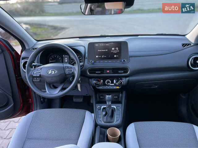 Червоний Хендай Kona, об'ємом двигуна 2 л та пробігом 119 тис. км за 16900 $, фото 21 на Automoto.ua