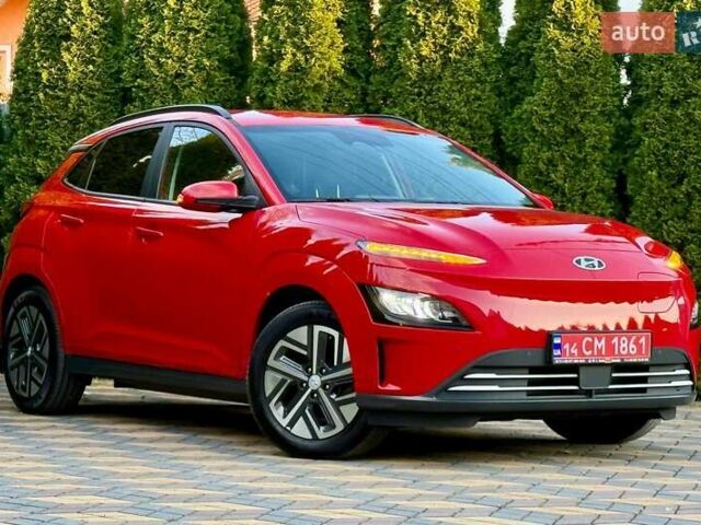 Красный Хендай Kona, объемом двигателя 0 л и пробегом 45 тыс. км за 17500 $, фото 1 на Automoto.ua