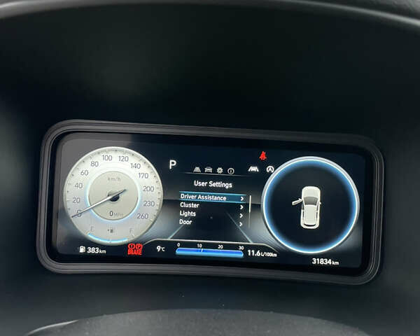 Красный Хендай Kona, объемом двигателя 1.6 л и пробегом 31 тыс. км за 21000 $, фото 12 на Automoto.ua