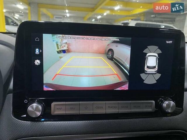 Красный Хендай Kona, объемом двигателя 0 л и пробегом 22 тыс. км за 23500 $, фото 65 на Automoto.ua