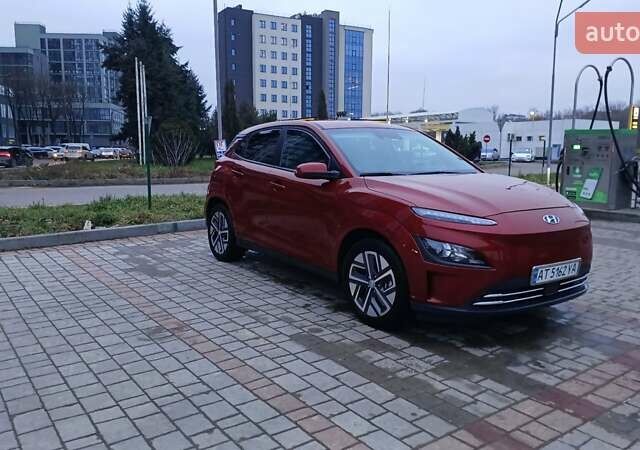 Красный Хендай Kona, объемом двигателя 0 л и пробегом 56 тыс. км за 25000 $, фото 1 на Automoto.ua