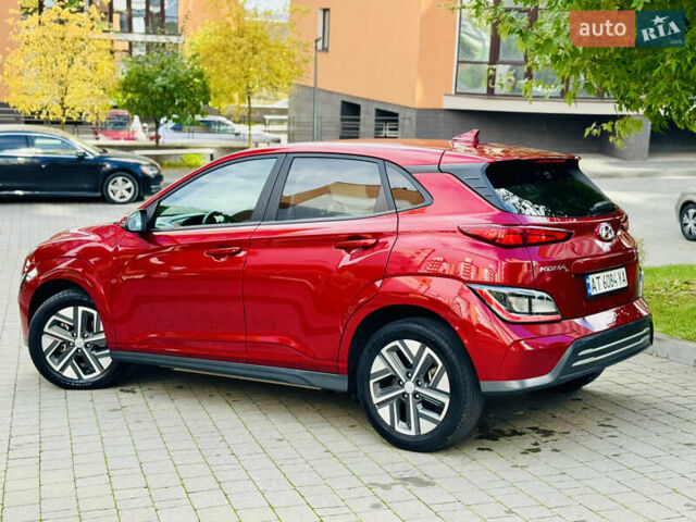 Красный Хендай Kona, объемом двигателя 0 л и пробегом 103 тыс. км за 21400 $, фото 33 на Automoto.ua