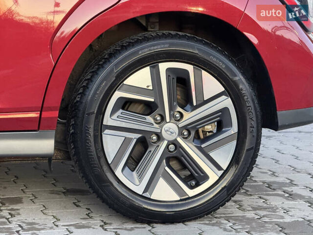Красный Хендай Kona, объемом двигателя 0 л и пробегом 41 тыс. км за 17200 $, фото 12 на Automoto.ua