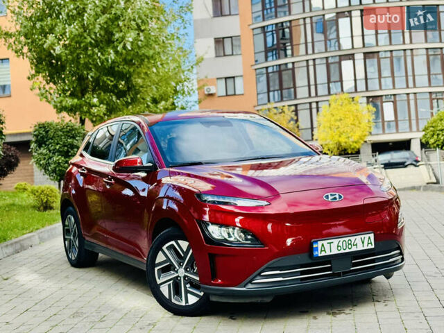 Красный Хендай Kona, объемом двигателя 0 л и пробегом 103 тыс. км за 21400 $, фото 9 на Automoto.ua
