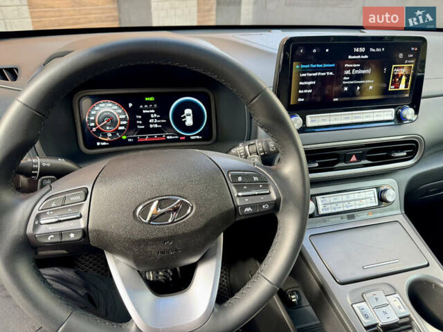 Красный Хендай Kona, объемом двигателя 0 л и пробегом 103 тыс. км за 21400 $, фото 89 на Automoto.ua