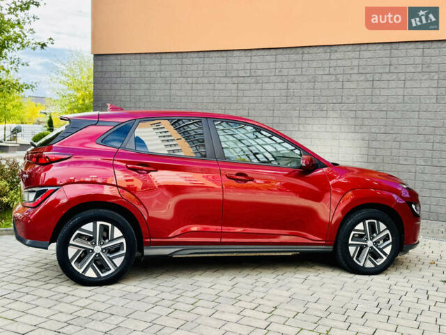 Красный Хендай Kona, объемом двигателя 0 л и пробегом 103 тыс. км за 21400 $, фото 34 на Automoto.ua