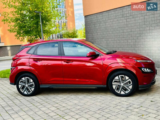 Червоний Хендай Kona, об'ємом двигуна 0 л та пробігом 100 тис. км за 20900 $, фото 37 на Automoto.ua
