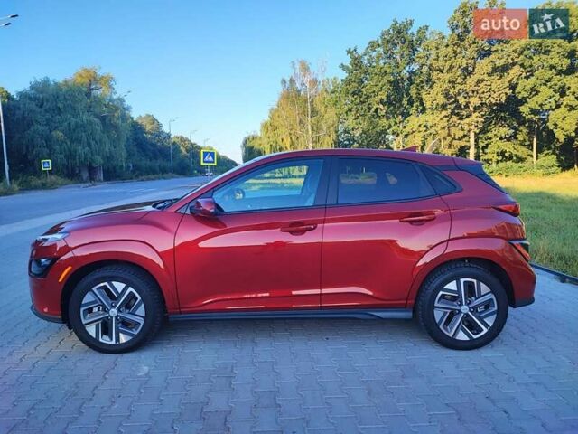Червоний Хендай Kona, об'ємом двигуна 0 л та пробігом 40 тис. км за 21000 $, фото 5 на Automoto.ua
