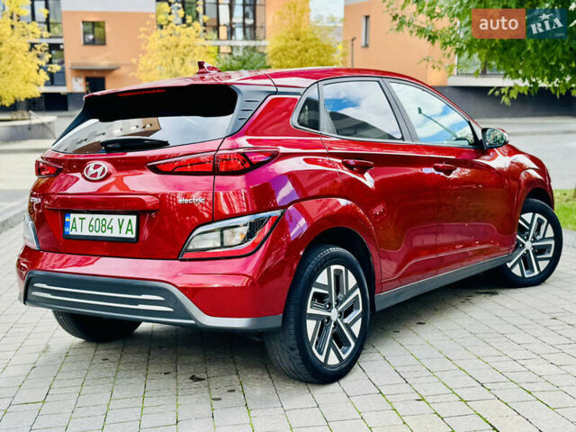 Красный Хендай Kona, объемом двигателя 0 л и пробегом 103 тыс. км за 21400 $, фото 19 на Automoto.ua