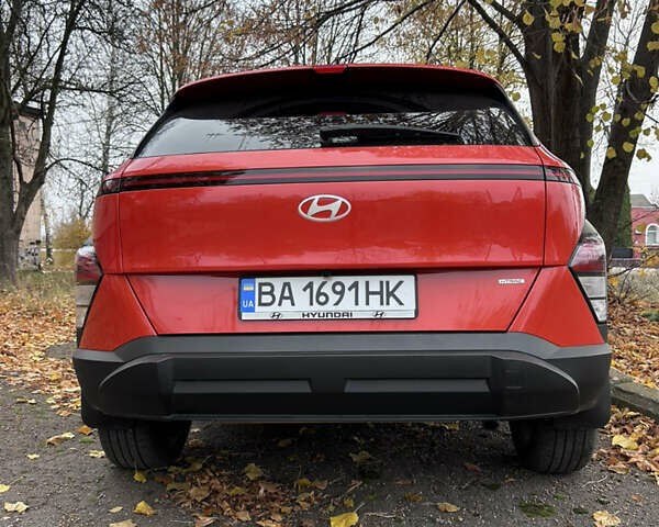 Червоний Хендай Kona, об'ємом двигуна 2 л та пробігом 28 тис. км за 27000 $, фото 6 на Automoto.ua