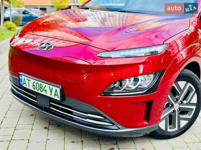Червоний Хендай Kona, об'ємом двигуна 0 л та пробігом 100 тис. км за 20900 $, фото 8 на Automoto.ua