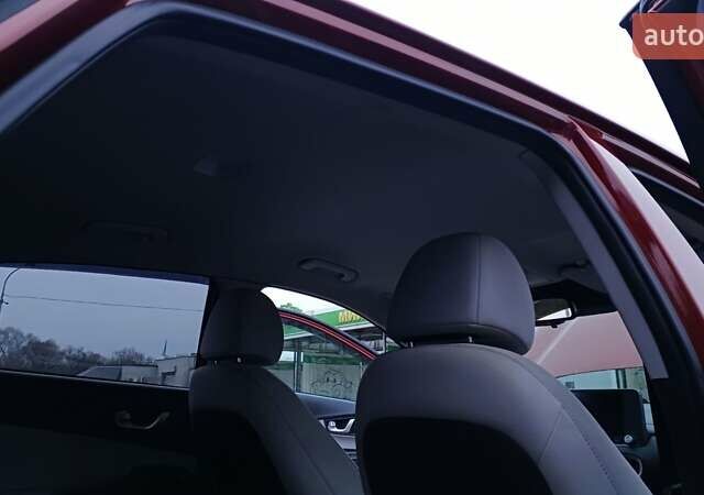 Красный Хендай Kona, объемом двигателя 0 л и пробегом 56 тыс. км за 25000 $, фото 21 на Automoto.ua