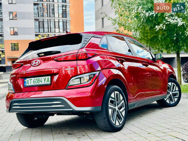 Червоний Хендай Kona, об'ємом двигуна 0 л та пробігом 100 тис. км за 20900 $, фото 9 на Automoto.ua