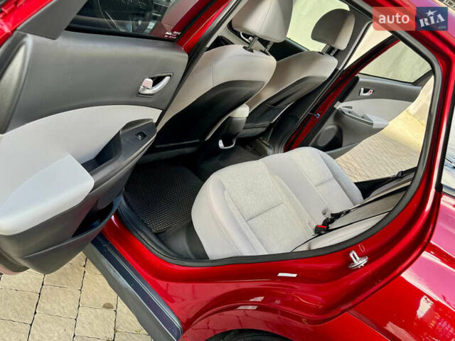 Червоний Хендай Kona, об'ємом двигуна 0 л та пробігом 100 тис. км за 20900 $, фото 58 на Automoto.ua