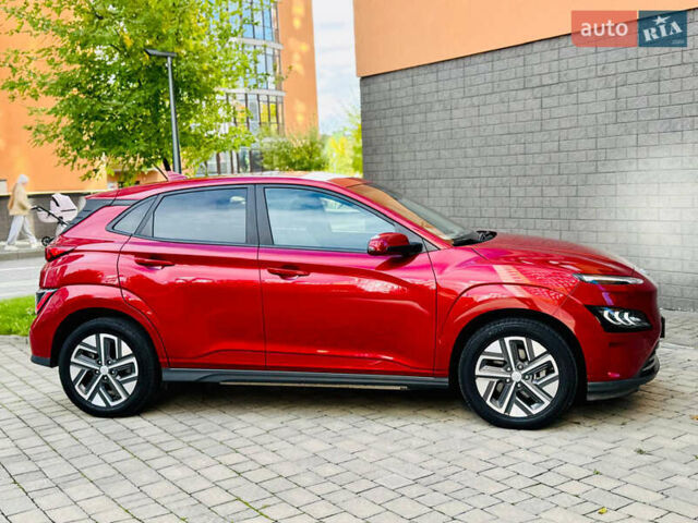 Червоний Хендай Kona, об'ємом двигуна 0 л та пробігом 100 тис. км за 20900 $, фото 42 на Automoto.ua