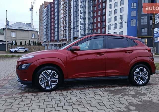 Красный Хендай Kona, объемом двигателя 0 л и пробегом 56 тыс. км за 25000 $, фото 8 на Automoto.ua