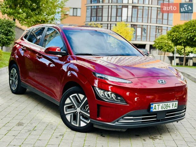 Красный Хендай Kona, объемом двигателя 0 л и пробегом 103 тыс. км за 21400 $, фото 12 на Automoto.ua