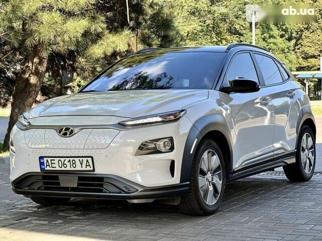 Хендай Kona, объемом двигателя 0 л и пробегом 25 тыс. км за 25500 $, фото 2 на Automoto.ua