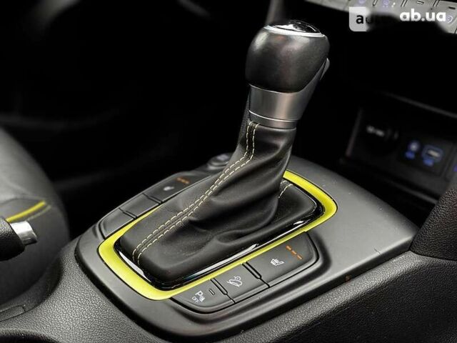 Хендай Kona, объемом двигателя 1.6 л и пробегом 96 тыс. км за 21100 $, фото 29 на Automoto.ua