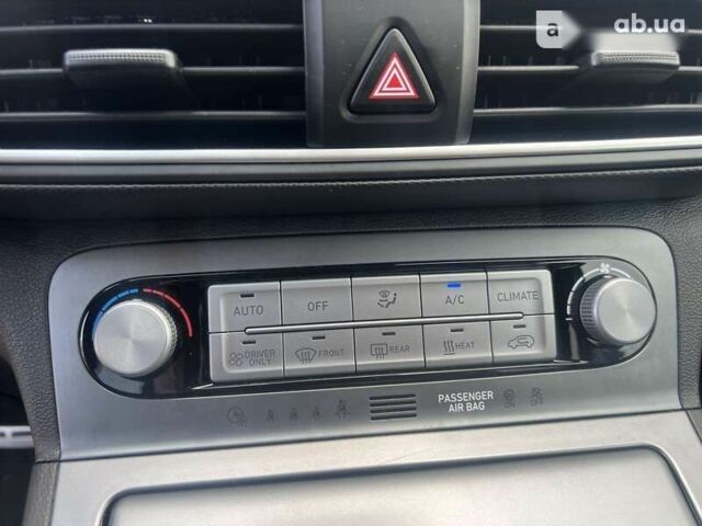 Хендай Kona, об'ємом двигуна 0 л та пробігом 38 тис. км за 26300 $, фото 15 на Automoto.ua