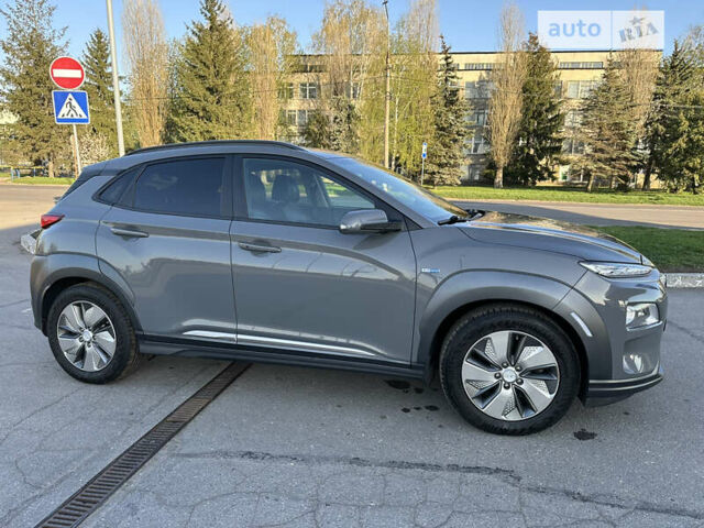 Хендай Kona, объемом двигателя 0 л и пробегом 148 тыс. км за 18999 $, фото 6 на Automoto.ua