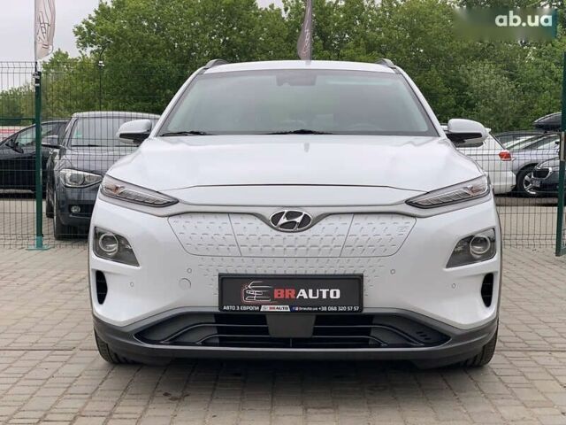 Хендай Kona, объемом двигателя 0 л и пробегом 122 тыс. км за 16999 $, фото 3 на Automoto.ua