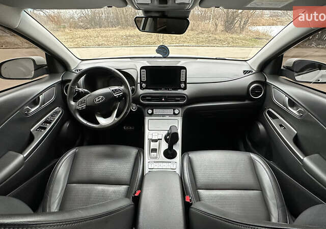 Хендай Kona, объемом двигателя 0 л и пробегом 112 тыс. км за 17200 $, фото 14 на Automoto.ua