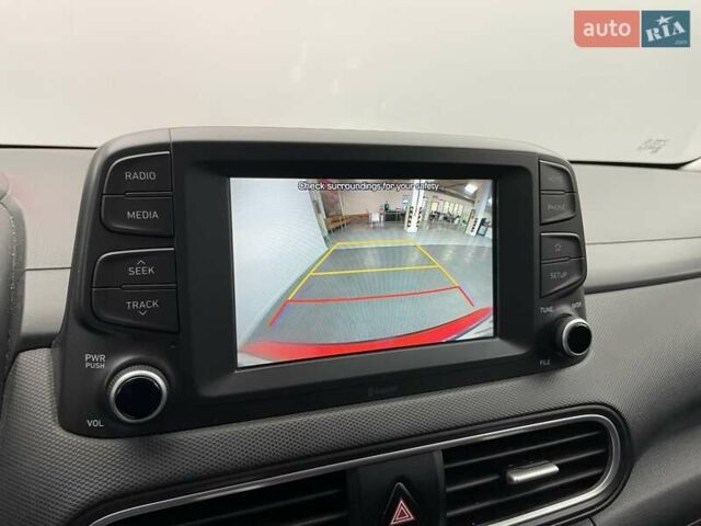 Хендай Kona, объемом двигателя 2 л и пробегом 96 тыс. км за 14916 $, фото 17 на Automoto.ua