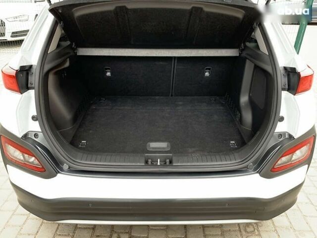Хендай Kona, объемом двигателя 0 л и пробегом 122 тыс. км за 16999 $, фото 27 на Automoto.ua