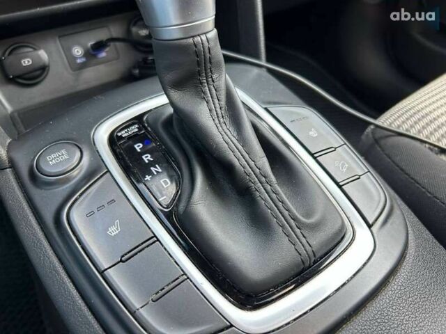 Хендай Kona, об'ємом двигуна 2 л та пробігом 136 тис. км за 15990 $, фото 23 на Automoto.ua