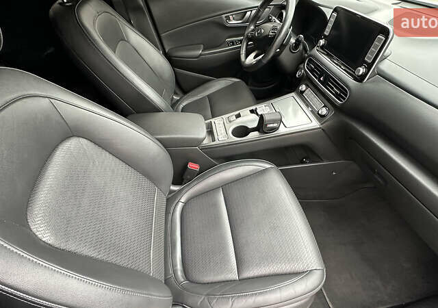 Хендай Kona, объемом двигателя 0 л и пробегом 112 тыс. км за 17200 $, фото 16 на Automoto.ua
