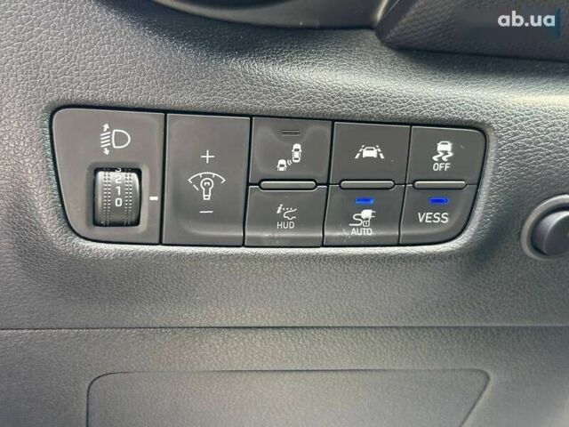 Хендай Kona, объемом двигателя 0 л и пробегом 137 тыс. км за 16700 $, фото 18 на Automoto.ua