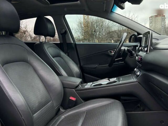 Хендай Kona, об'ємом двигуна 0 л та пробігом 164 тис. км за 16999 $, фото 18 на Automoto.ua