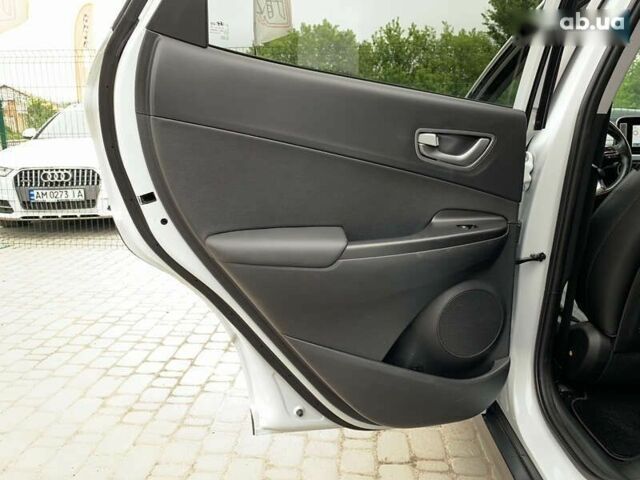 Хендай Kona, объемом двигателя 0 л и пробегом 122 тыс. км за 16999 $, фото 25 на Automoto.ua