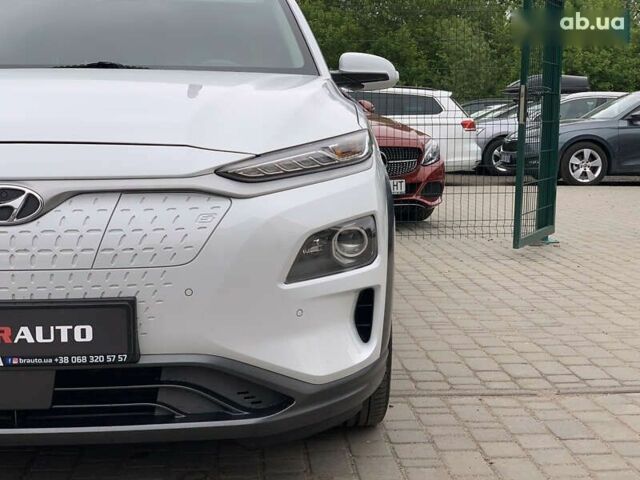 Хендай Kona, объемом двигателя 0 л и пробегом 122 тыс. км за 16999 $, фото 9 на Automoto.ua