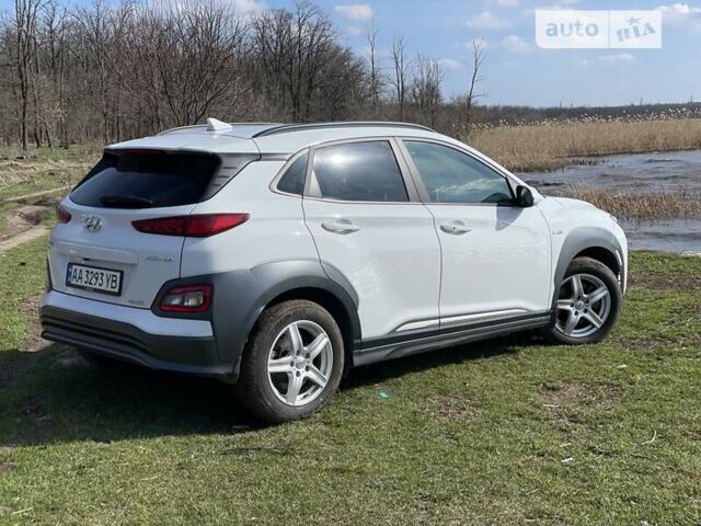 Хендай Kona, объемом двигателя 0 л и пробегом 59 тыс. км за 24600 $, фото 5 на Automoto.ua