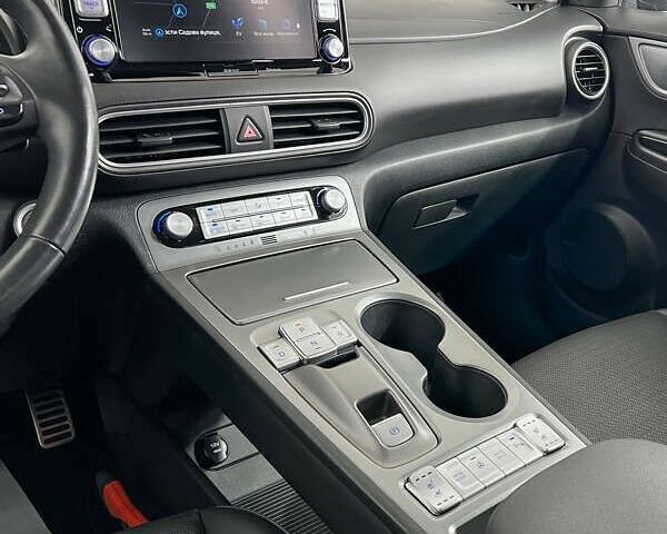 Хендай Kona, об'ємом двигуна 0 л та пробігом 139 тис. км за 17650 $, фото 14 на Automoto.ua