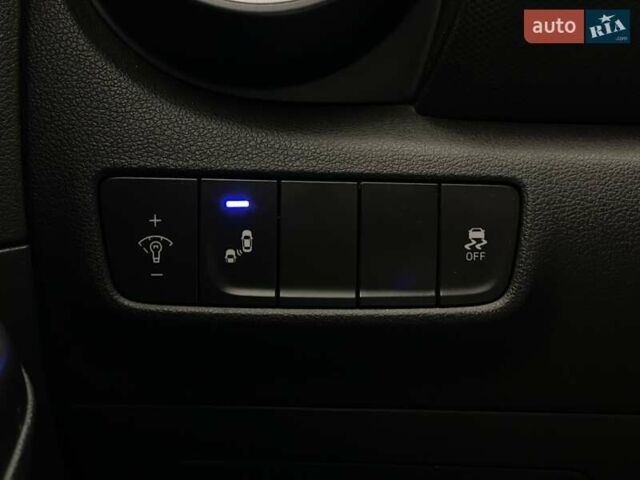 Хендай Kona, объемом двигателя 2 л и пробегом 96 тыс. км за 14916 $, фото 15 на Automoto.ua