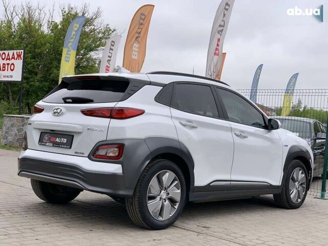 Хендай Kona, объемом двигателя 0 л и пробегом 122 тыс. км за 16999 $, фото 13 на Automoto.ua