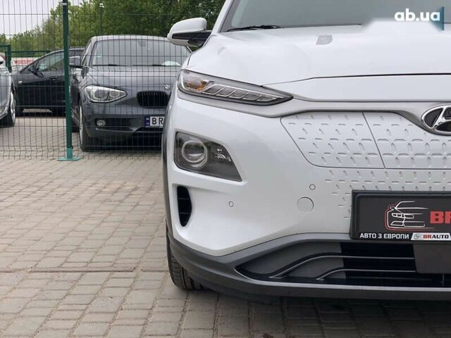 Хендай Kona, объемом двигателя 0 л и пробегом 122 тыс. км за 16999 $, фото 8 на Automoto.ua